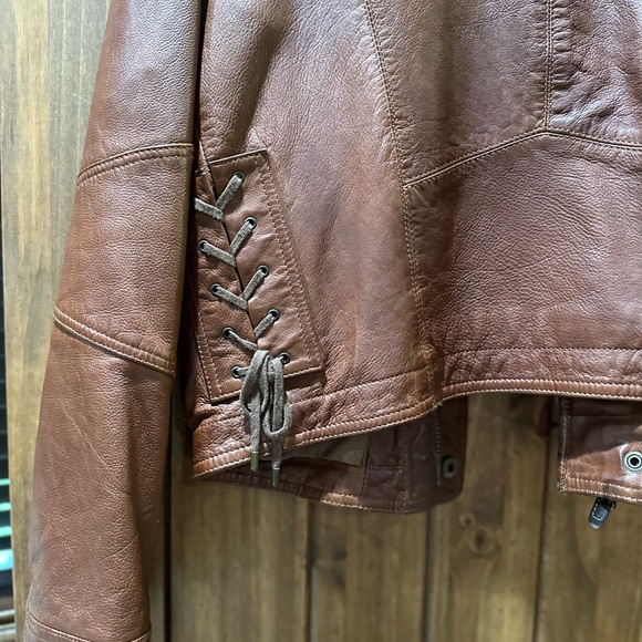 Ralph Lauren Women’s Leather Jacket - Picture 4 of 7